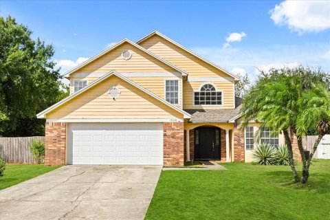 Casa en venta en Orlando, Florida, 4 dormitorios, 195.56 m2 № 1899523 - foto 1