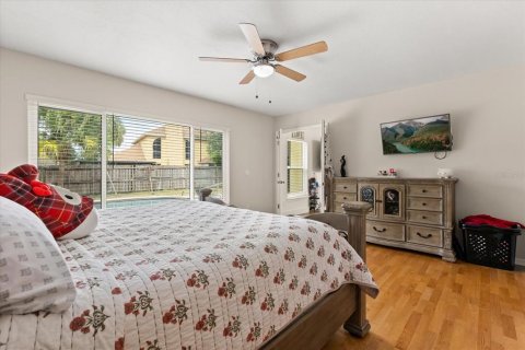 Casa en venta en Orlando, Florida, 4 dormitorios, 195.56 m2 № 1899523 - foto 15