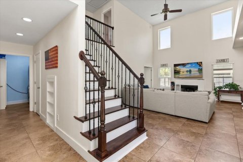 Casa en venta en Orlando, Florida, 4 dormitorios, 195.56 m2 № 1899523 - foto 4