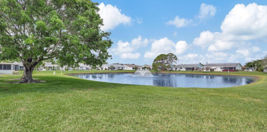 Villa ou maison à West Palm Beach, Floride 2 chambres, 116.13 m2 № 1172944
