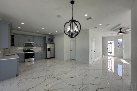 Casa en venta en Tampa, Florida, 3 dormitorios, 155.61 m2 № 1834716 - foto 6