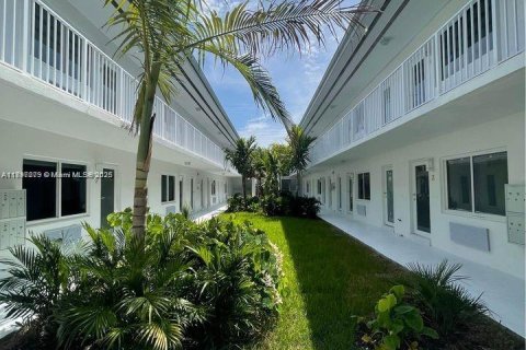 Apartamento en alquiler en Miami Beach, Florida, 1 dormitorio, 63.17 m2 № 1948772 - foto 9