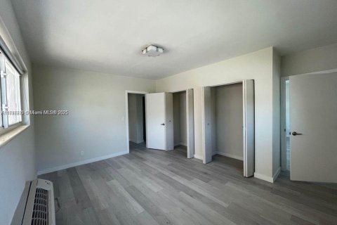 Apartamento en alquiler en Miami Beach, Florida, 1 dormitorio, 63.17 m2 № 1948772 - foto 5