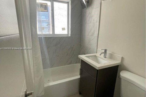 Apartamento en alquiler en Miami Beach, Florida, 1 dormitorio, 63.17 m2 № 1948772 - foto 6