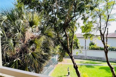 Copropriété à vendre à Doral, Floride: 1 chambre, 65.96 m2 № 1985457 - photo 8