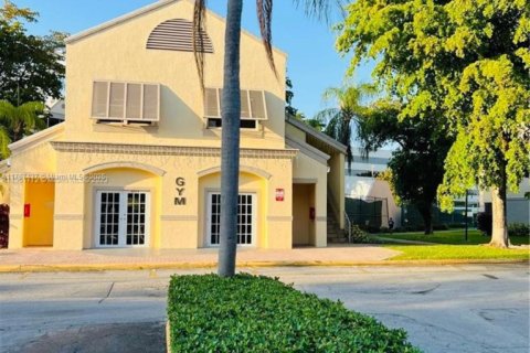 Copropriété à vendre à Doral, Floride: 1 chambre, 65.96 m2 № 1985457 - photo 12