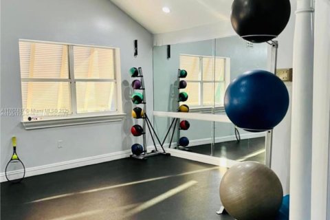 Copropriété à vendre à Doral, Floride: 1 chambre, 65.96 m2 № 1985457 - photo 11