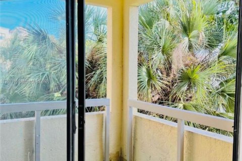 Copropriété à vendre à Doral, Floride: 1 chambre, 65.96 m2 № 1985457 - photo 7