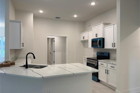 Villa ou maison à vendre à North Port, Floride: 4 chambres, 210.42 m2 № 2107274 - photo 4