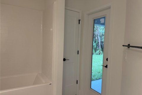 Villa ou maison à vendre à North Port, Floride: 4 chambres, 210.42 m2 № 2107274 - photo 8