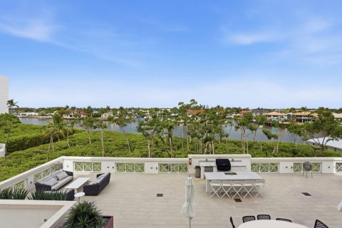 Condo in Highland Beach, Florida, 2 bedrooms  № 2189253 - photo 21