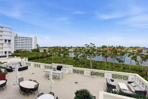 Condo in Highland Beach, Florida, 2 bedrooms  № 2189253 - photo 26