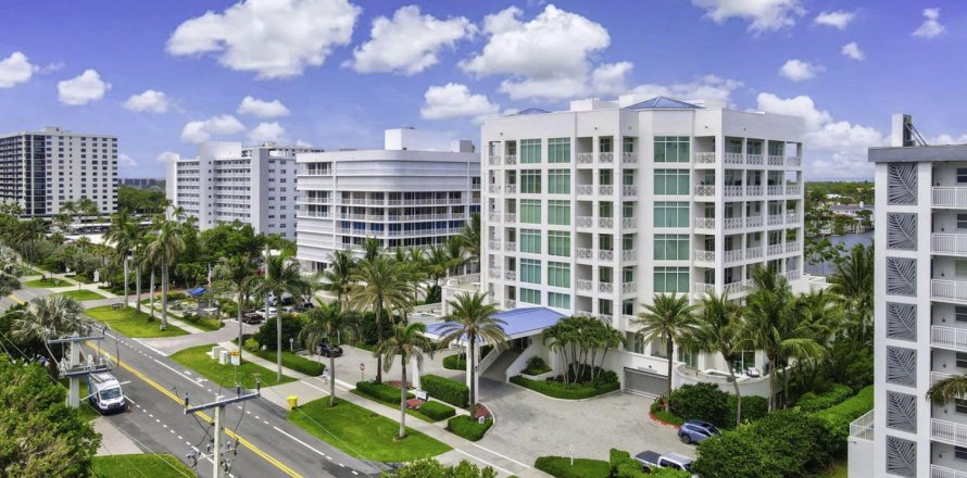 Condo in Highland Beach, Florida, 2 bedrooms  № 2189253