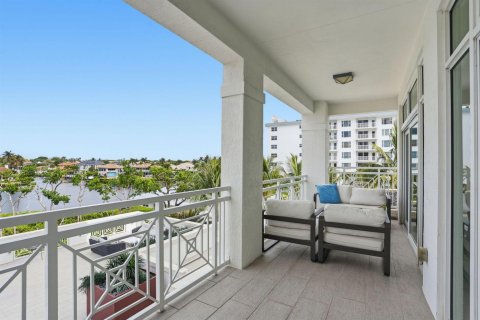 Condo in Highland Beach, Florida, 2 bedrooms  № 2189253 - photo 24