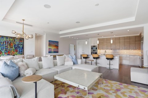 Condo in Highland Beach, Florida, 2 bedrooms  № 2189253 - photo 14