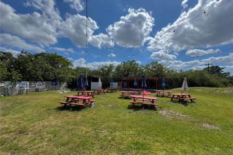 Commercial property in Lakeland, Florida 395.11 sq.m. № 1636260 - photo 16