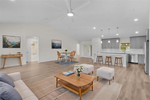 Villa ou maison à vendre à Summerfield, Floride: 4 chambres, 186.83 m2 № 2283864 - photo 6