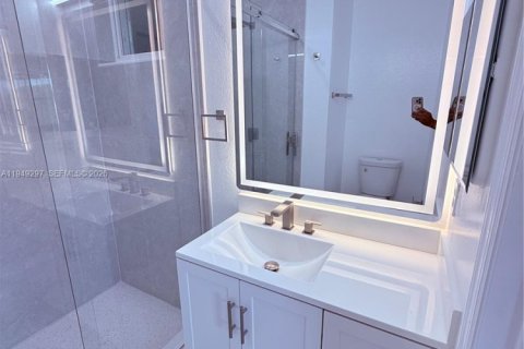 Снять в аренду кондоминиум в Дорал, Флорида 3 спальни, 128.67м2, № 2005136 - фото 22