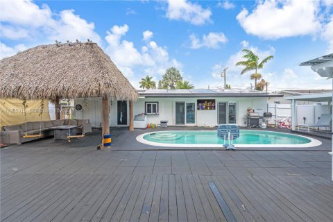 House in Davie, Florida 3 bedrooms, 111.85 sq.m. № 2049688 - photo 27