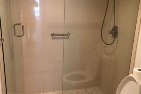 Copropriété à louer à Miami, Floride: 1 chambre, 98.85 m2 № 2146875 - photo 4