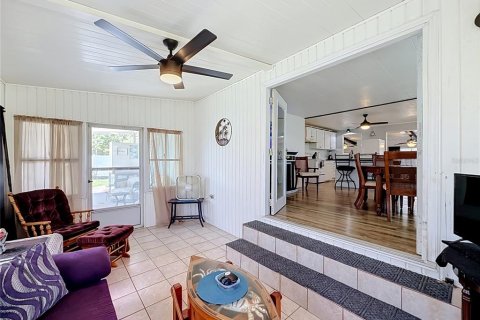 Casa en venta en Tavares, Florida, 3 dormitorios, 142.7 m2 № 2197596 - foto 12