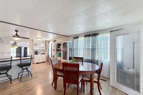 Casa en venta en Tavares, Florida, 3 dormitorios, 142.7 m2 № 2197596 - foto 9