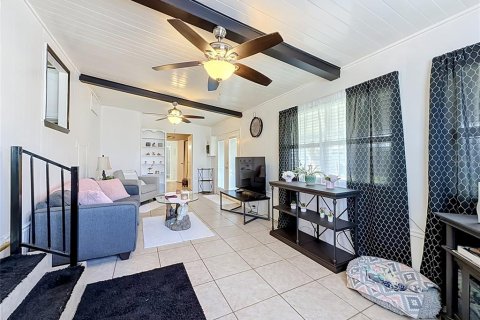 Casa en venta en Tavares, Florida, 3 dormitorios, 142.7 m2 № 2197596 - foto 13