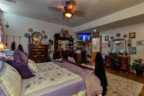 House in Spring Hill, Florida 3 bedrooms, 270.53 sq.m. № 1758040 - photo 26