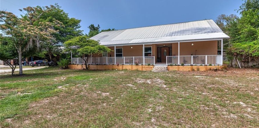 House in Spring Hill, Florida 3 bedrooms, 270.53 sq.m. № 1758040