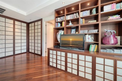 Condo in Sarasota, Florida, 3 bedrooms  № 1798522 - photo 22