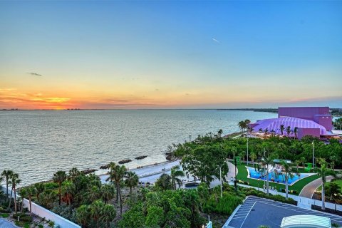 Condo in Sarasota, Florida, 3 bedrooms  № 1798522 - photo 4