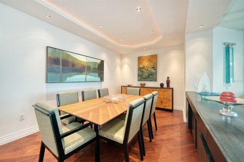 Condo in Sarasota, Florida, 3 bedrooms  № 1798522 - photo 8