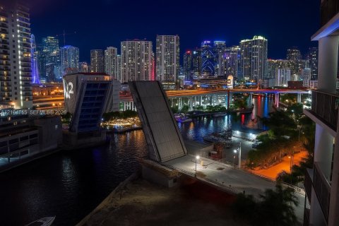 Copropriété à vendre à Miami, Floride: 2 chambres, 80.55 m2 № 2414247 - photo 6
