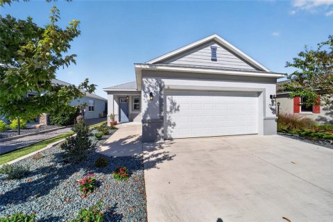 Villa ou maison à vendre à Ocala, Floride: 2 chambres, 124.67 m2 № 2430382 - photo 4