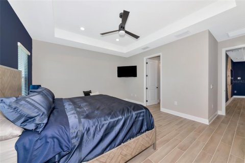 House in Sarasota, Florida 3 bedrooms, 191.75 sq.m. № 1801559 - photo 26