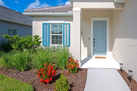 House in Sarasota, Florida 3 bedrooms, 191.75 sq.m. № 1801559 - photo 4