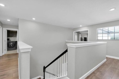 Casa en venta en Trinity, Florida, 6 dormitorios, 344.76 m2 № 1413115 - foto 24