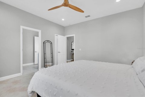 Casa en venta en Trinity, Florida, 6 dormitorios, 344.76 m2 № 1413115 - foto 20