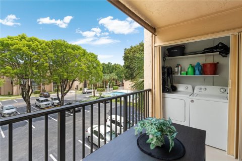 Condominio en venta en Miami, Florida, 2 dormitorios, 84.17 m2 № 1979470 - foto 15