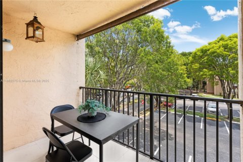 Condominio en venta en Miami, Florida, 2 dormitorios, 84.17 m2 № 1979470 - foto 14