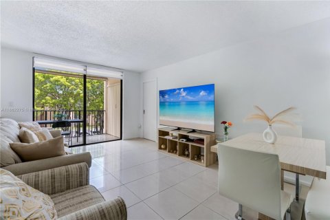 Condominio en venta en Miami, Florida, 2 dormitorios, 84.17 m2 № 1979470 - foto 6