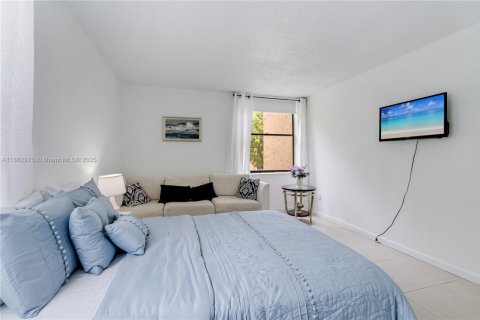 Condominio en venta en Miami, Florida, 2 dormitorios, 84.17 m2 № 1979470 - foto 12