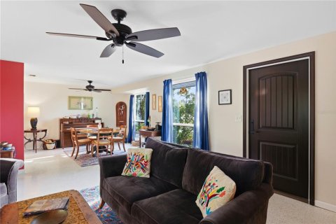 Villa ou maison à vendre à Englewood, Floride: 3 chambres, 130.34 m2 № 2147548 - photo 9