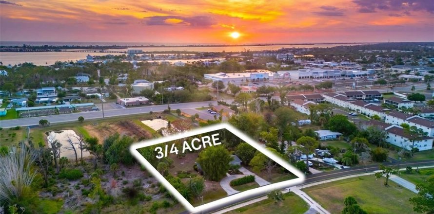 Villa ou maison à Englewood, Floride 3 chambres, 130.34 m2 № 2147548