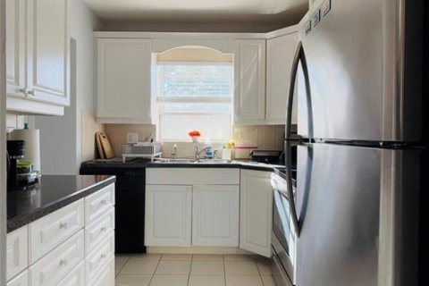 Condominio en venta en Pompano Beach, Florida, 2 dormitorios, 92.9 m2 № 2175432 - foto 8