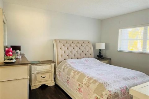 Condominio en venta en Pompano Beach, Florida, 2 dormitorios, 92.9 m2 № 2175432 - foto 14