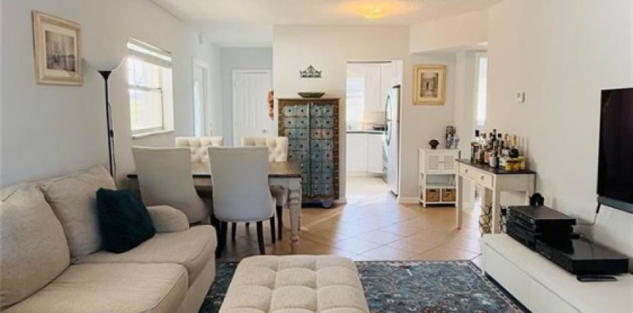 Condominio en Pompano Beach, Florida, 2 dormitorios № 2175432