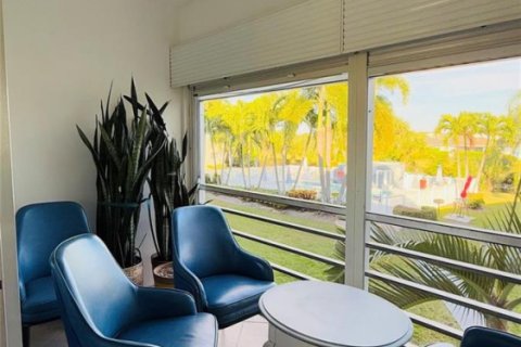 Condominio en venta en Pompano Beach, Florida, 2 dormitorios, 92.9 m2 № 2175432 - foto 10