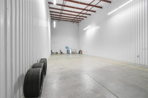 Propiedad comercial en venta en Jacksonville, Florida, 128.21 m2 № 2359017 - foto 4