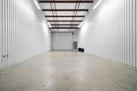 Propiedad comercial en venta en Jacksonville, Florida, 128.21 m2 № 2359017 - foto 2